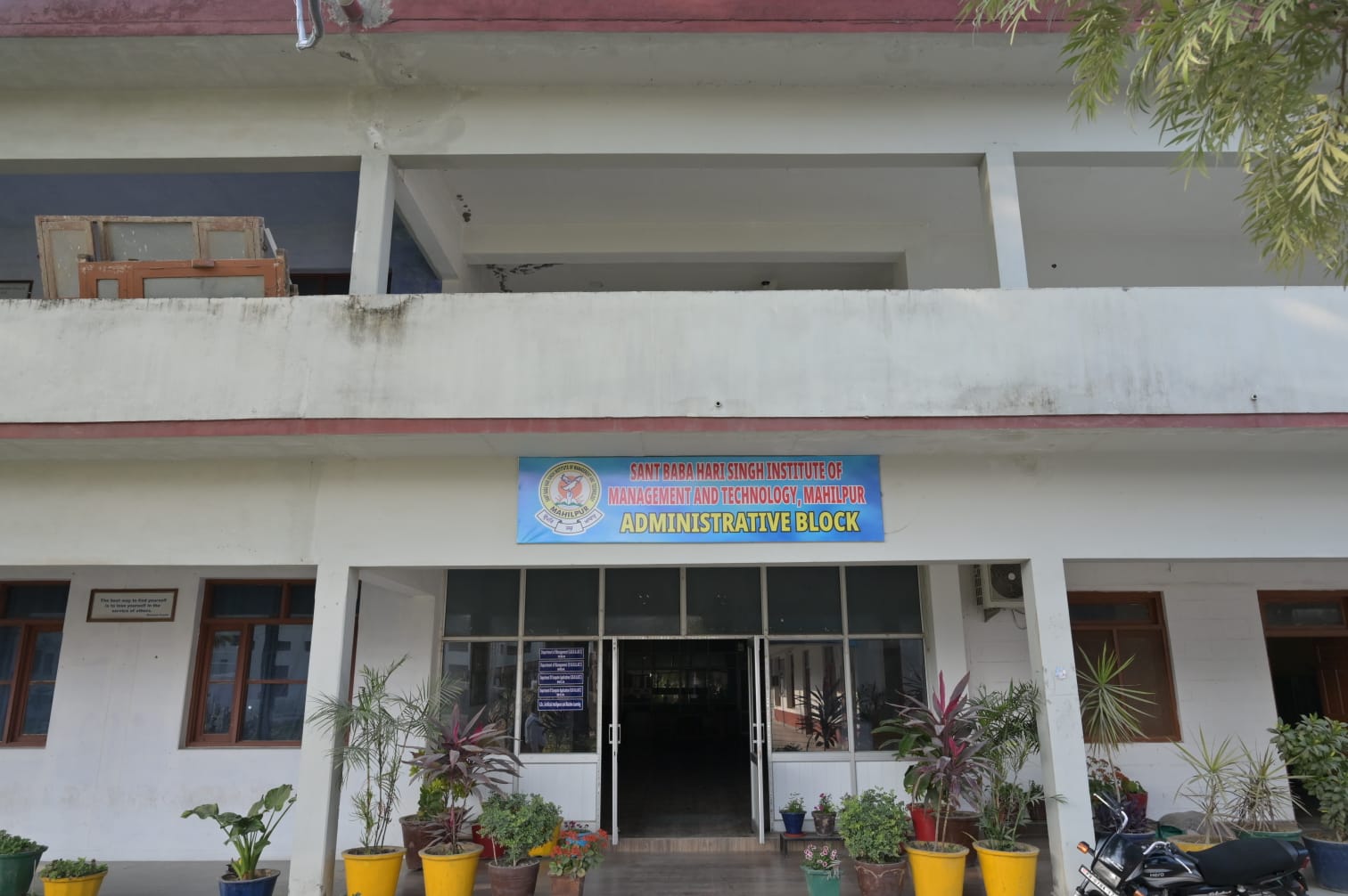Campus View 24